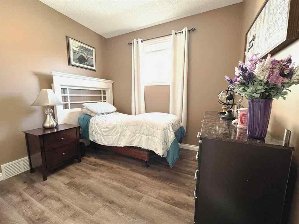 MLS® A2246017 - 101 Westmount Road  in Westmount_OK Okotoks, Residential