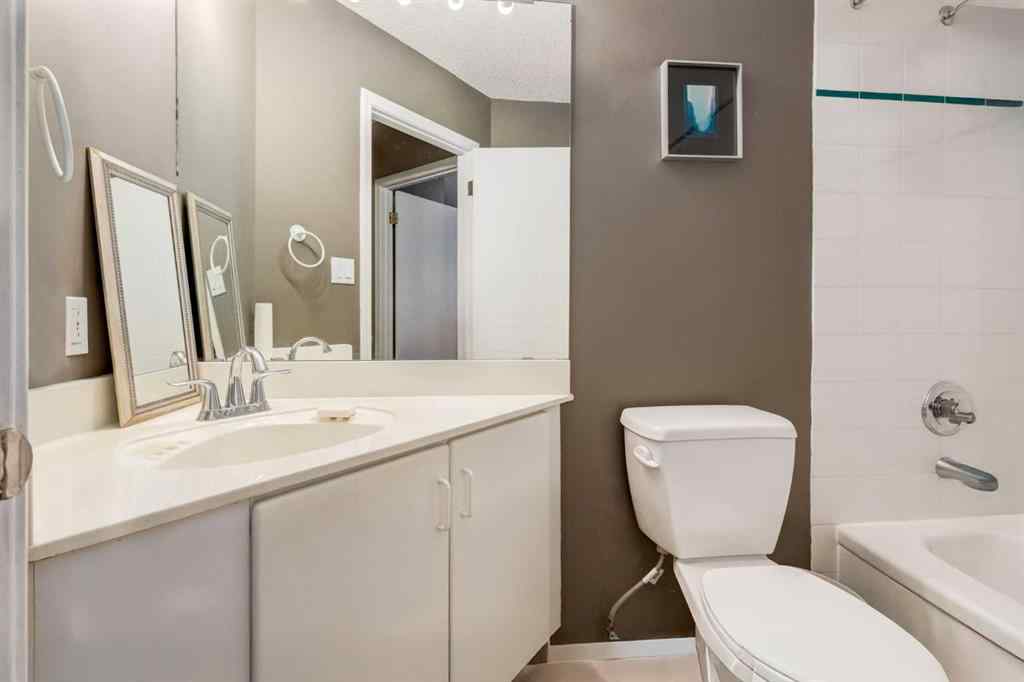 MLS® A2246020 - 82 Hawkdale Circle NW in Hawkwood Calgary, Residential