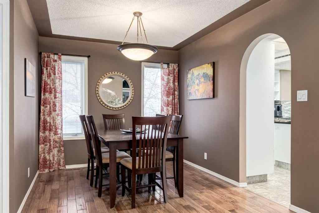 MLS® A2246020 - 82 Hawkdale Circle NW in Hawkwood Calgary, Residential
