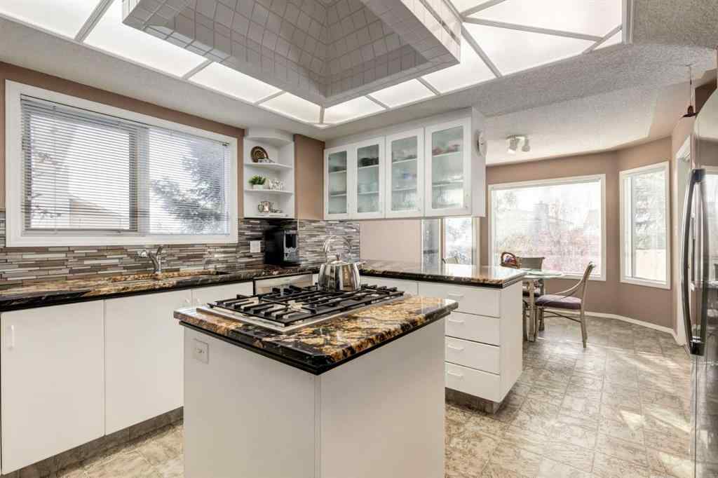 MLS® A2246020 - 82 Hawkdale Circle NW in Hawkwood Calgary, Residential
