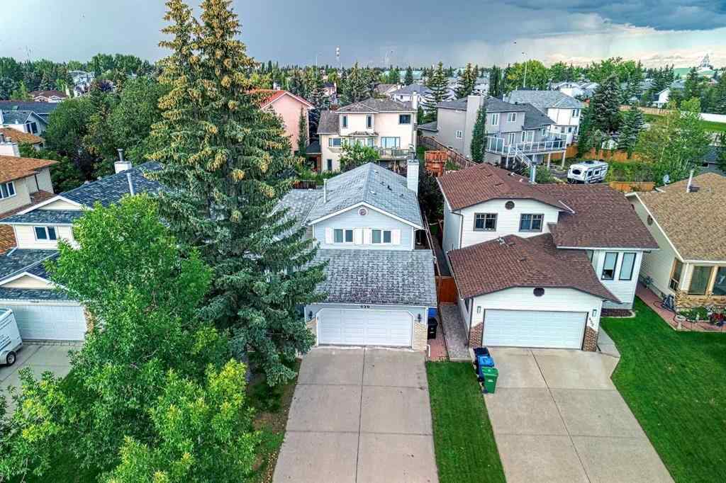 MLS® A2246023 - 456 Hawkhill Place NW in Hawkwood Calgary, Residential