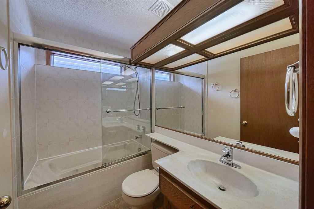 MLS® A2246023 - 456 Hawkhill Place NW in Hawkwood Calgary, Residential