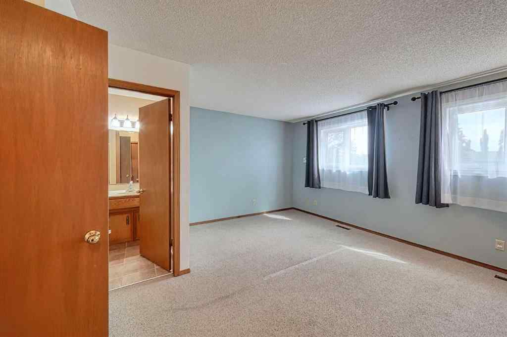 MLS® A2246023 - 456 Hawkhill Place NW in Hawkwood Calgary, Residential