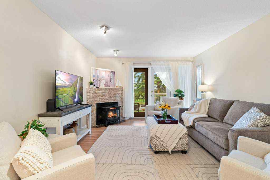 MLS® A2246027 - Unit #606 5220 50A Avenue  in Downtown Sylvan Lake, Residential