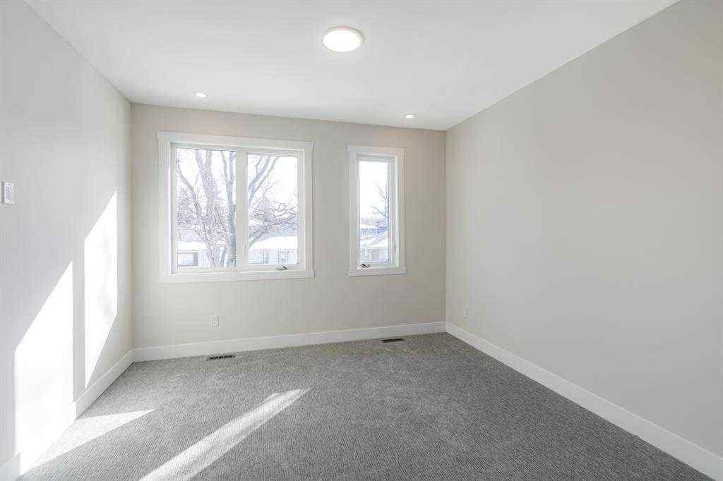 MLS® A2246028 - 2526 4 Avenue NW in West Hillhurst Calgary, Residential