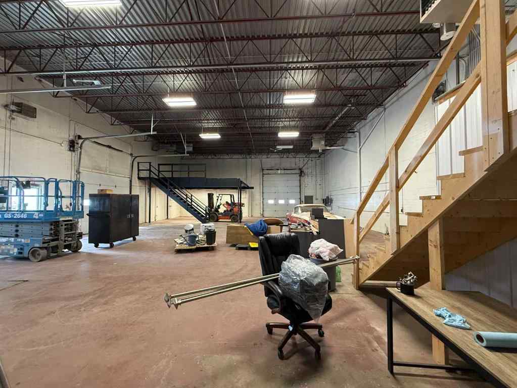 MLS® A2246029 - 9036 108 Street  in Richmond Industrial Park Grande Prairie, Commercial