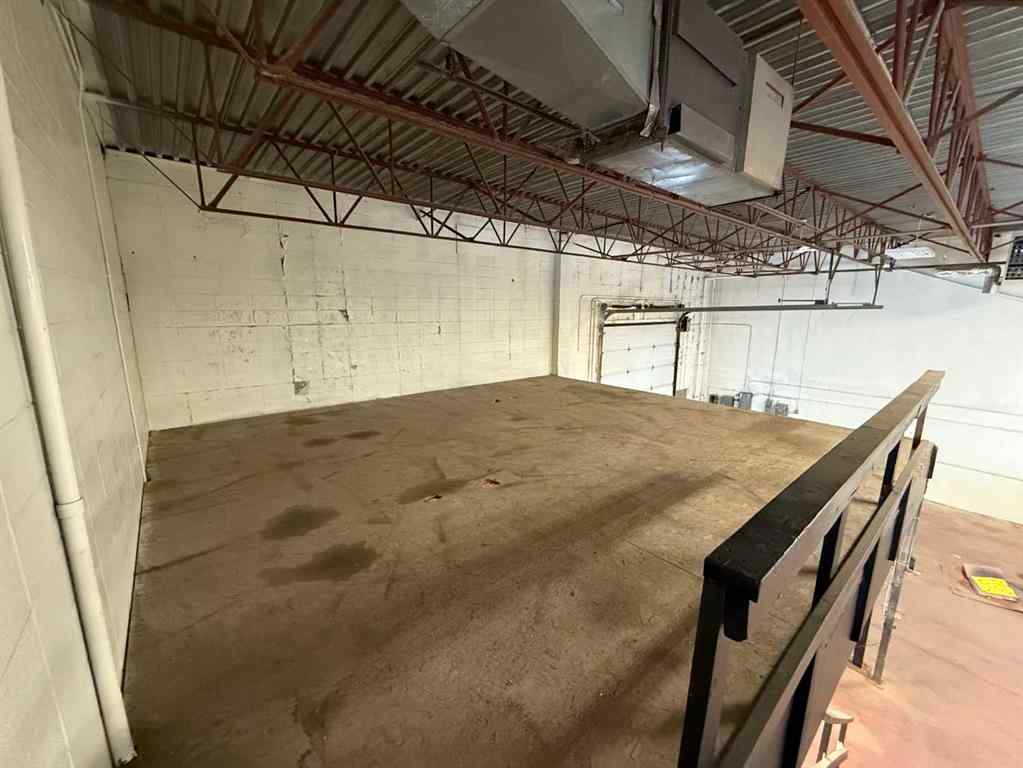 MLS® A2246029 - 9036 108 Street  in Richmond Industrial Park Grande Prairie, Commercial