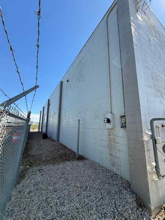 MLS® A2246029 - 9036 108 Street  in Richmond Industrial Park Grande Prairie, Commercial