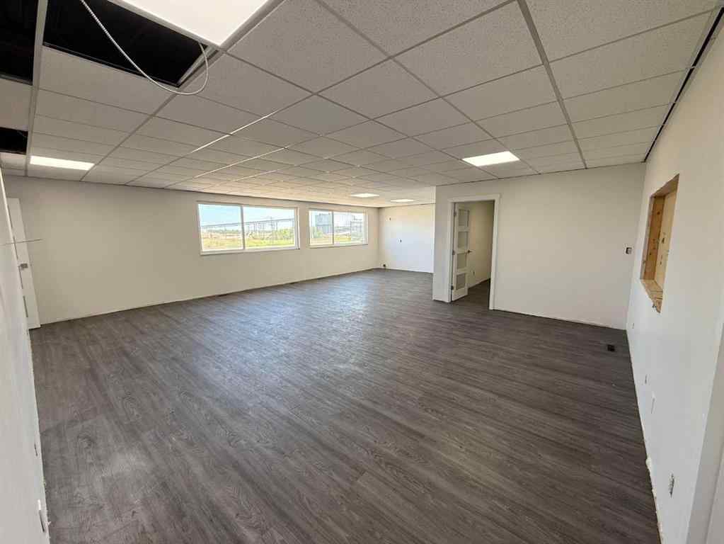 MLS® A2246029 - 9036 108 Street  in Richmond Industrial Park Grande Prairie, Commercial