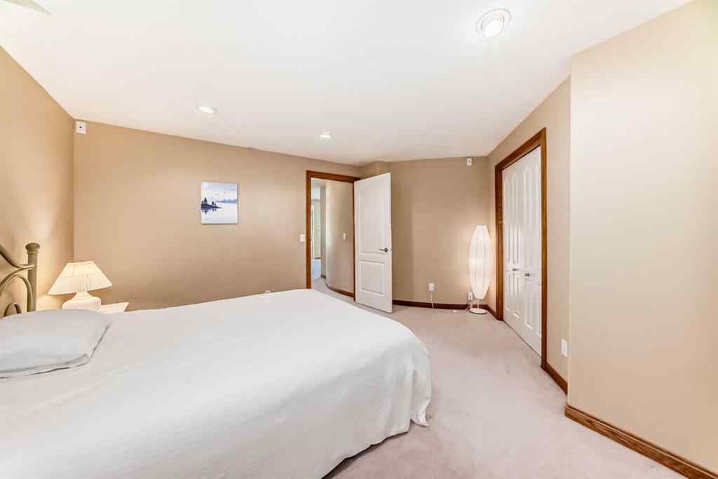 MLS® A2246031 - 40 Royal Highland Court NW in Royal Oak Calgary, Residential