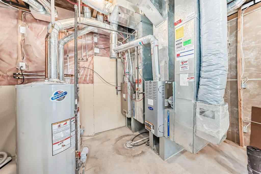 MLS® A2246031 - 40 Royal Highland Court NW in Royal Oak Calgary, Residential
