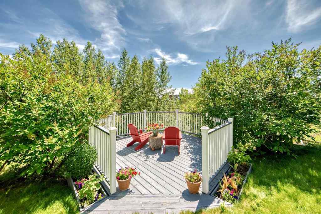 MLS® A2246031 - 40 Royal Highland Court NW in Royal Oak Calgary, Residential