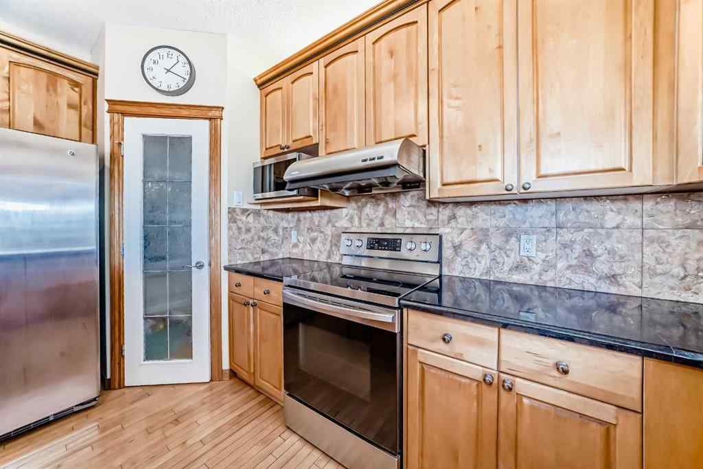 MLS® A2246031 - 40 Royal Highland Court NW in Royal Oak Calgary, Residential