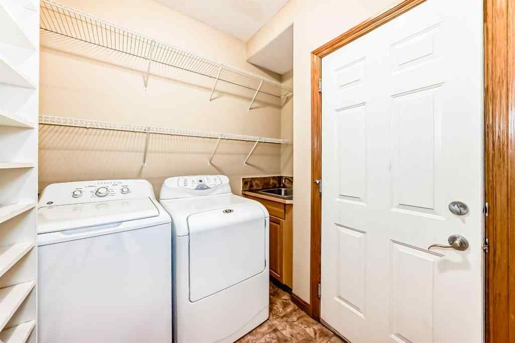 MLS® A2246031 - 40 Royal Highland Court NW in Royal Oak Calgary, Residential