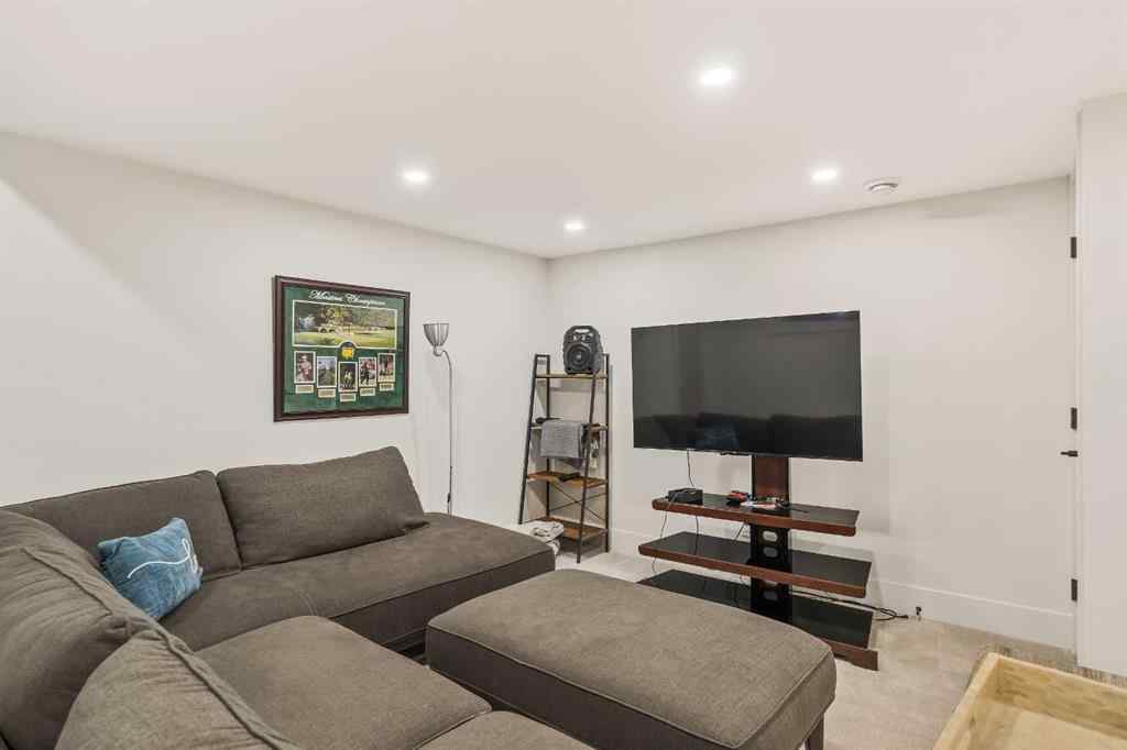 MLS® A2246034 - 3609 3 Street SW in Parkhill Calgary, Residential