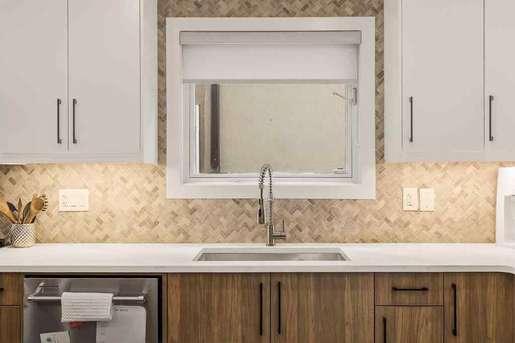 MLS® A2246034 - 3609 3 Street SW in Parkhill Calgary, Residential