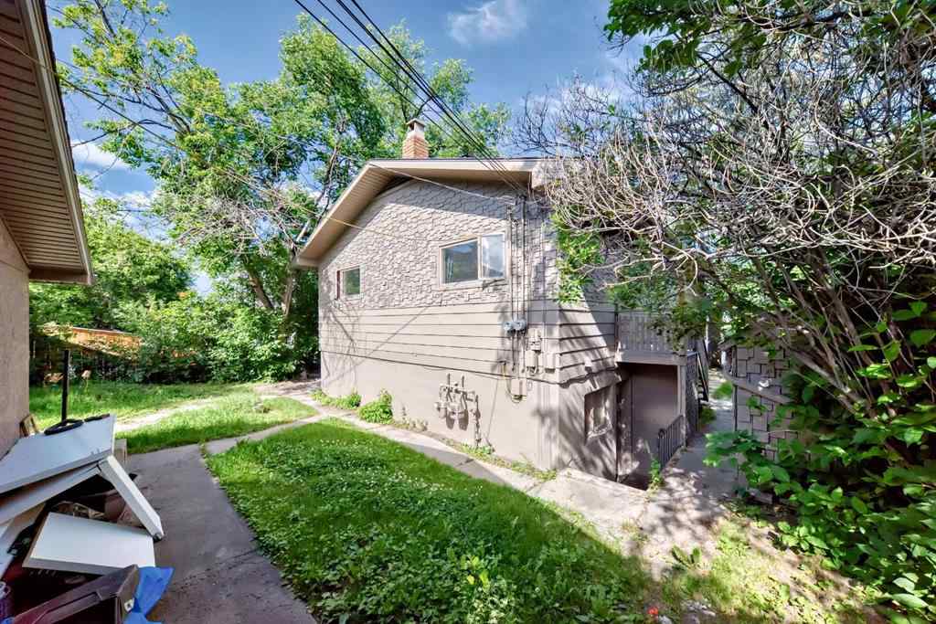 MLS® A2246038 - 2303 16A Street SW in Bankview Calgary, Residential