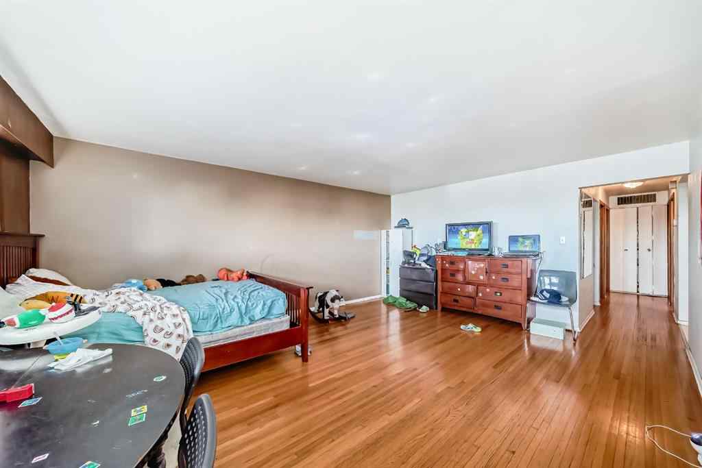 MLS® A2246038 - 2303 16A Street SW in Bankview Calgary, Residential