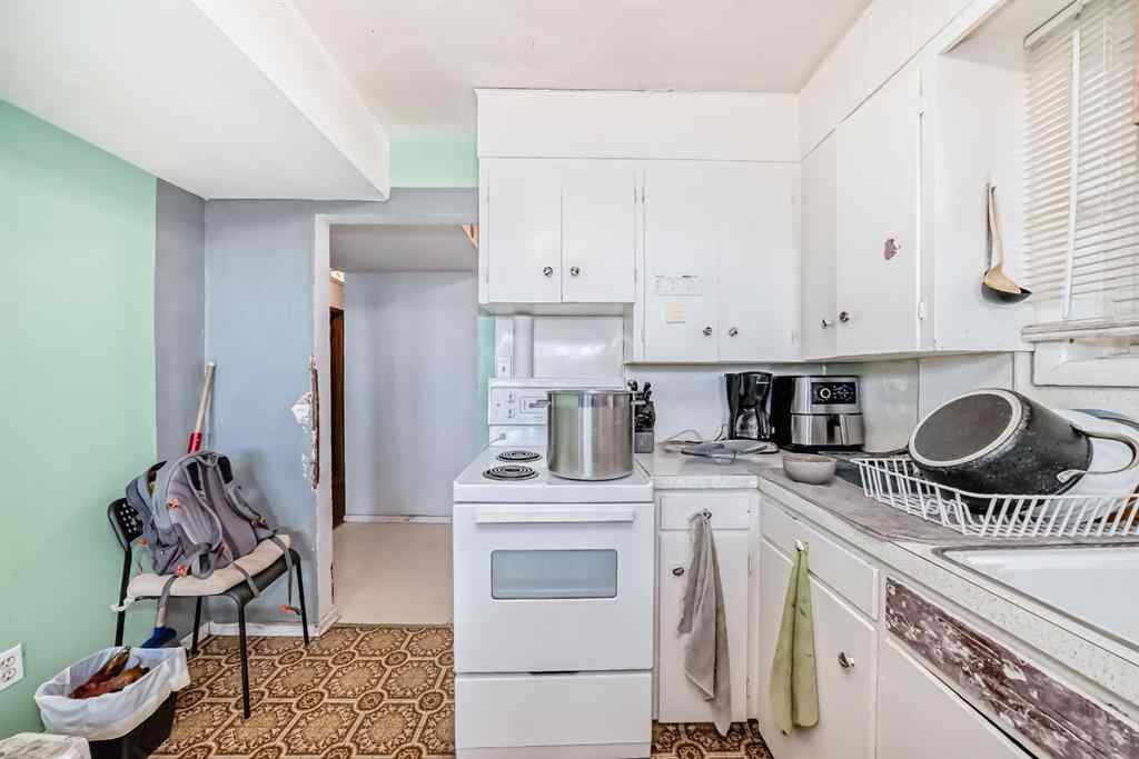 MLS® A2246038 - 2303 16A Street SW in Bankview Calgary, Residential