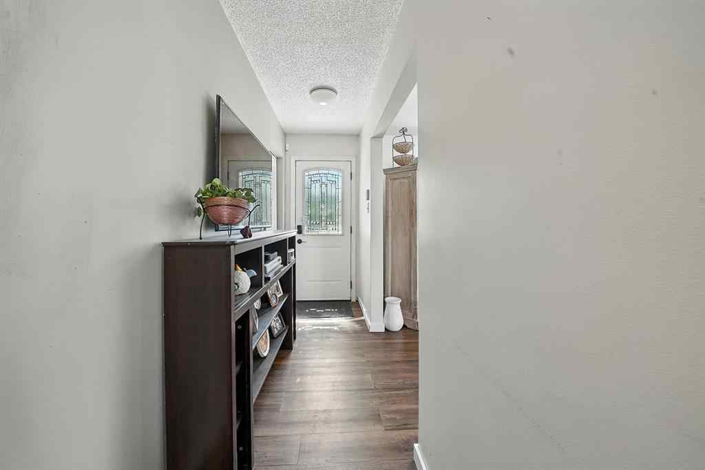 MLS® A2246039 - 5822 59A Street  in Riverside Meadows Red Deer, Residential