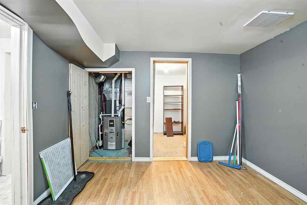 MLS® A2246039 - 5822 59A Street  in Riverside Meadows Red Deer, Residential