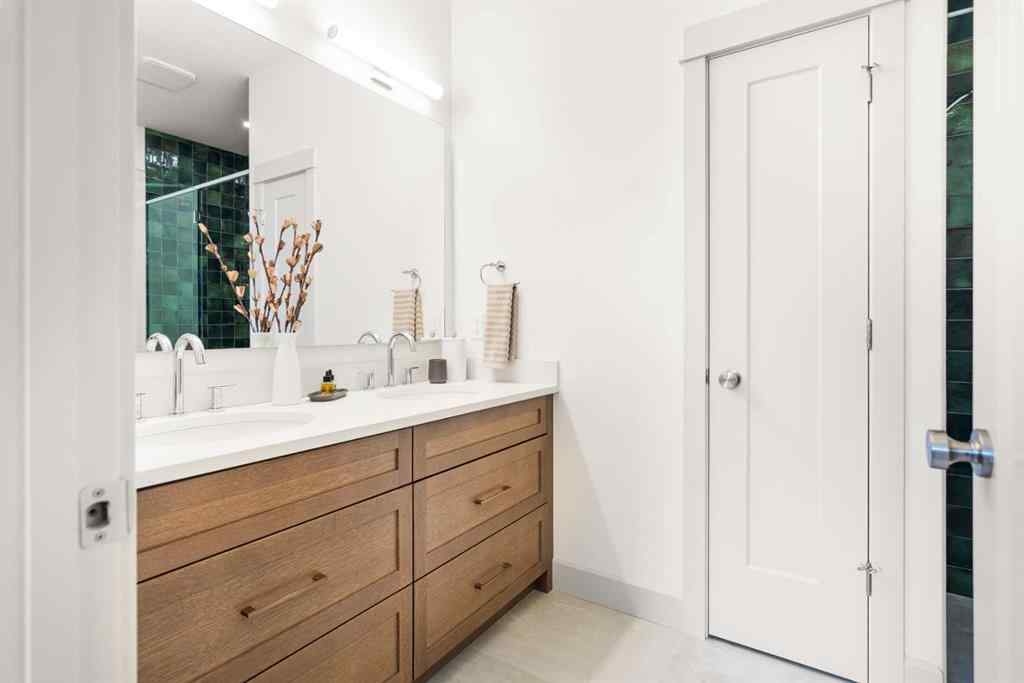 MLS® A2246044 - 5032 48 Street  in NONE Rocky Mountain House, Residential