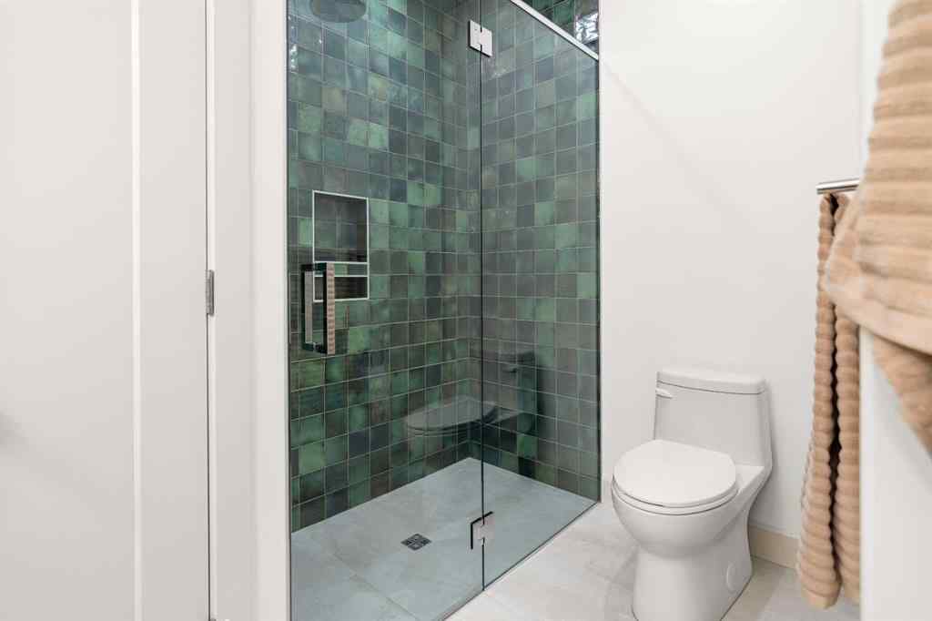 MLS® A2246044 - 5032 48 Street  in NONE Rocky Mountain House, Residential