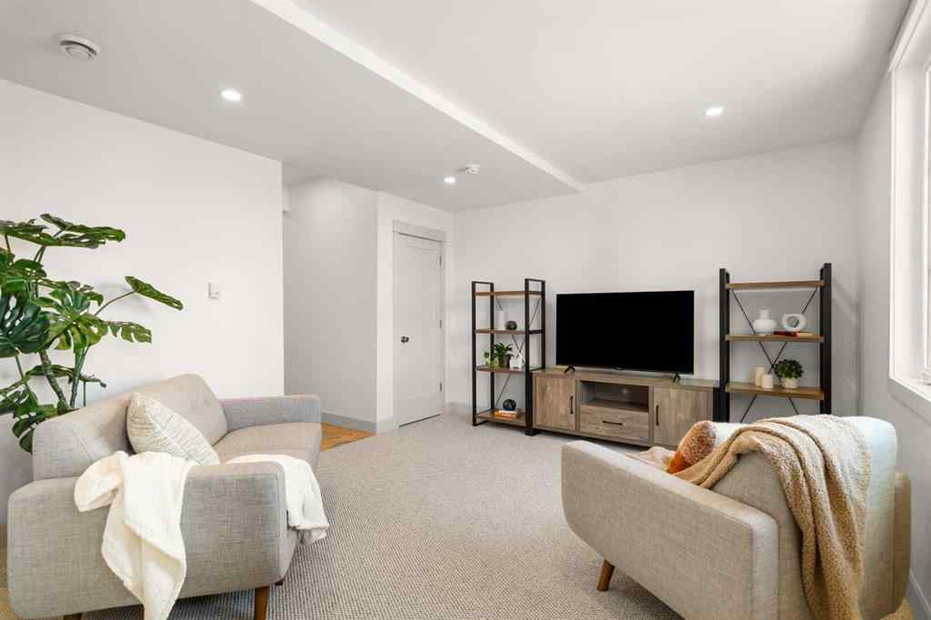 MLS® A2246044 - 5032 48 Street  in NONE Rocky Mountain House, Residential