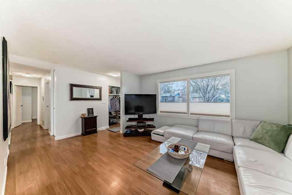 MLS® A2246046 - 5023 Marlborough Drive NE in Marlborough Calgary, Residential