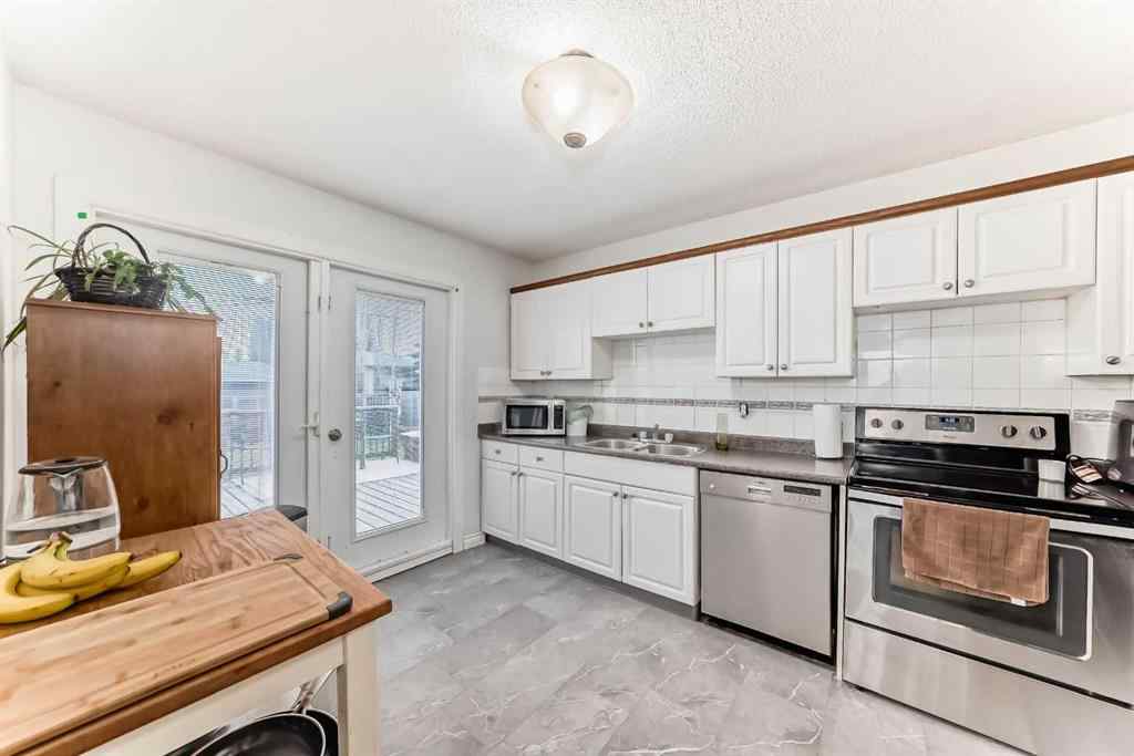 MLS® A2246046 - 5023 Marlborough Drive NE in Marlborough Calgary, Residential