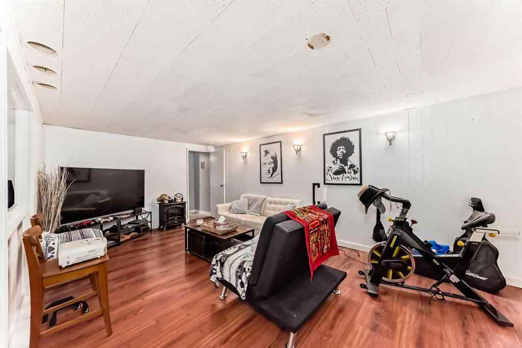 MLS® A2246046 - 5023 Marlborough Drive NE in Marlborough Calgary, Residential
