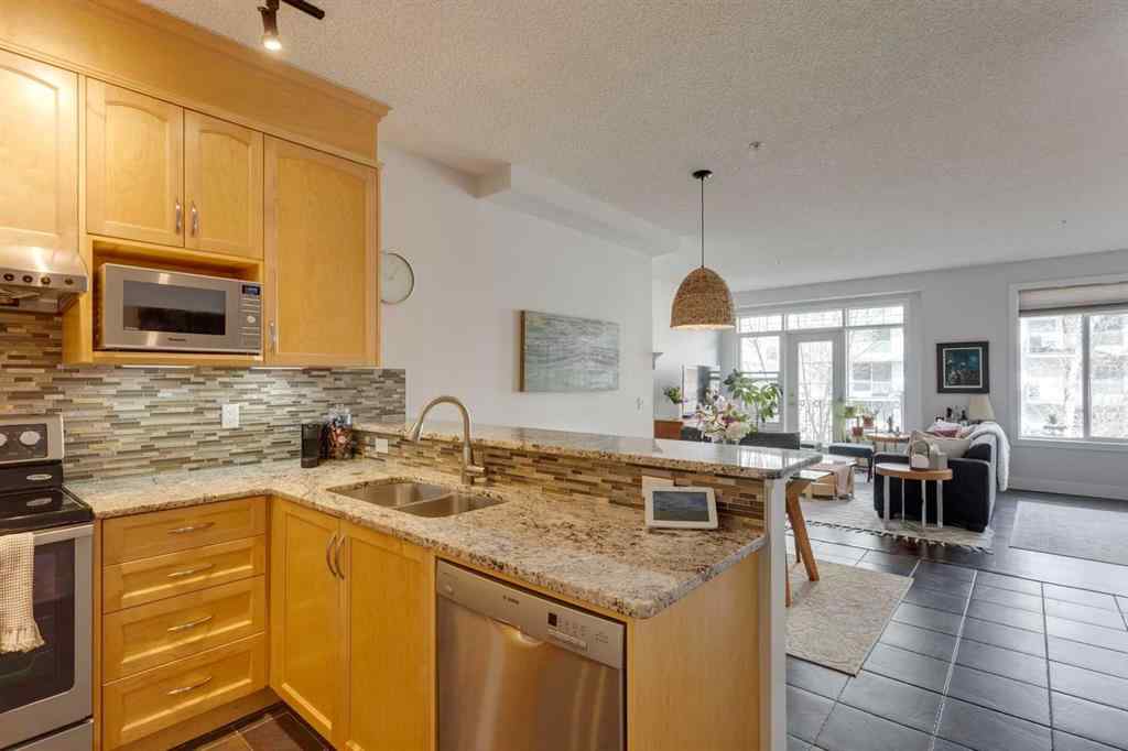 MLS® A2246050 - Unit #304 923 15 Avenue SW in Beltline Calgary, Residential