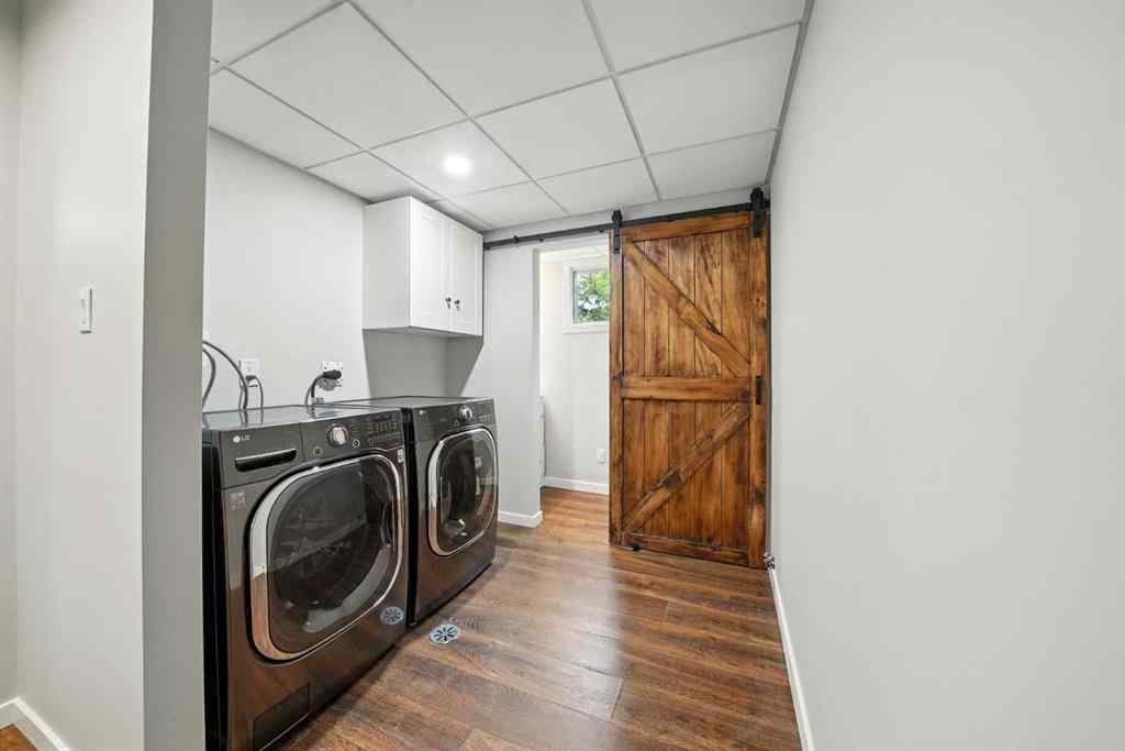 MLS® A2246053 - 7 Goodacre Close  in Glendale Park Estates Red Deer, Residential