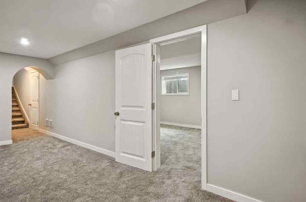 MLS® A2246053 - 7 Goodacre Close  in Glendale Park Estates Red Deer, Residential
