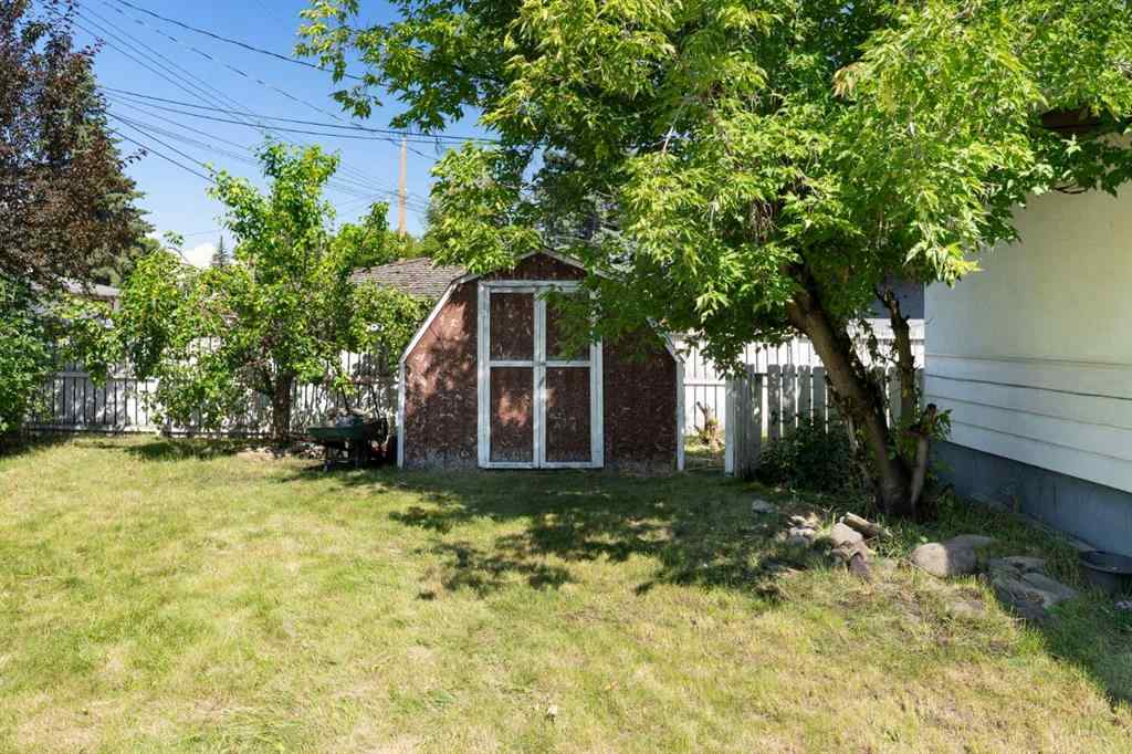 MLS® A2246065 - 87 Hillgrove Drive SW in Haysboro Calgary, Residential