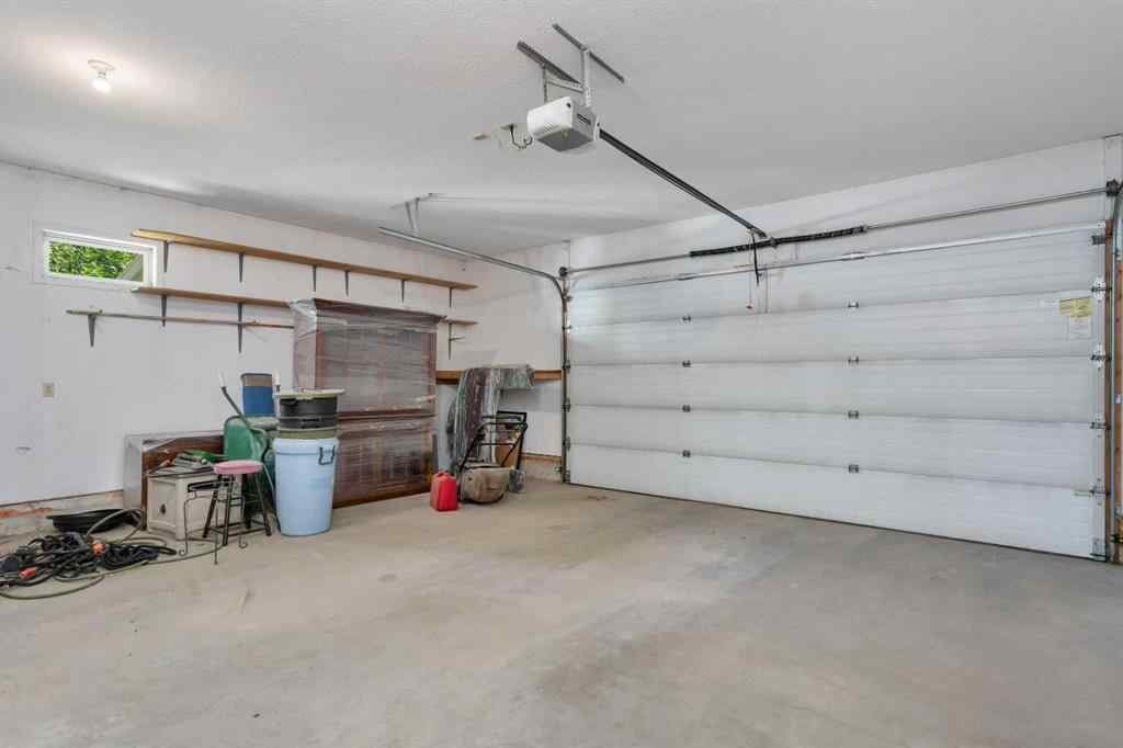 MLS® A2246082 - 4631 48 Street   in Parkvale Red Deer, Residential