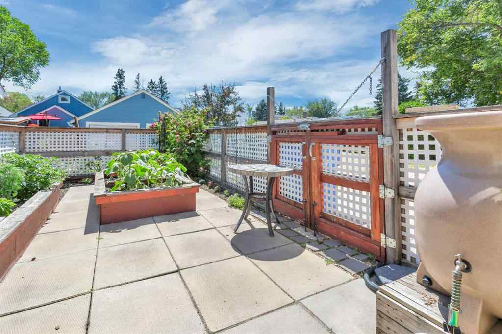 MLS® A2246082 - 4631 48 Street   in Parkvale Red Deer, Residential