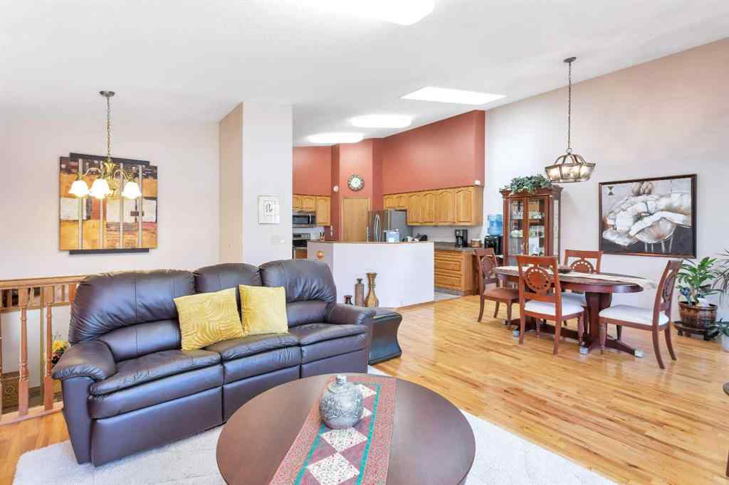 MLS® A2246082 - 4631 48 Street   in Parkvale Red Deer, Residential