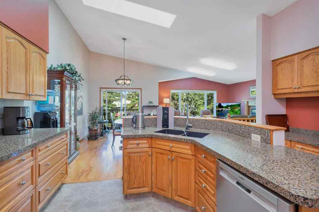 MLS® A2246082 - 4631 48 Street   in Parkvale Red Deer, Residential