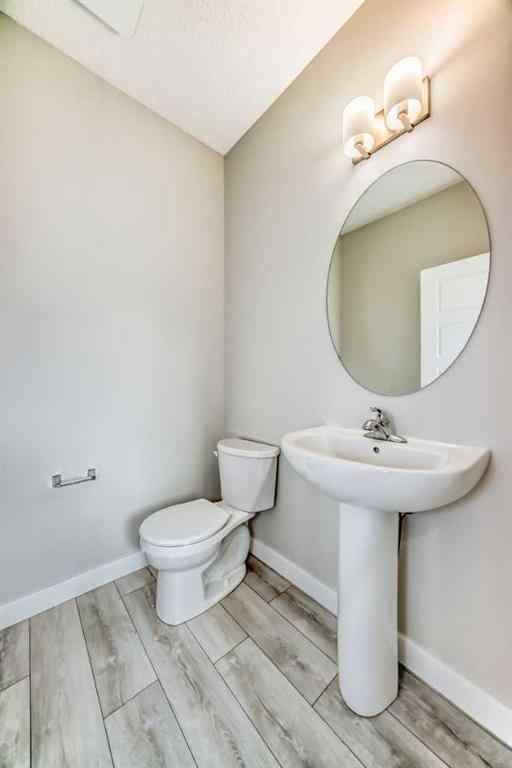 MLS® A2246083 - 221 Midgrove Mews SW in Midtown Airdrie, Residential