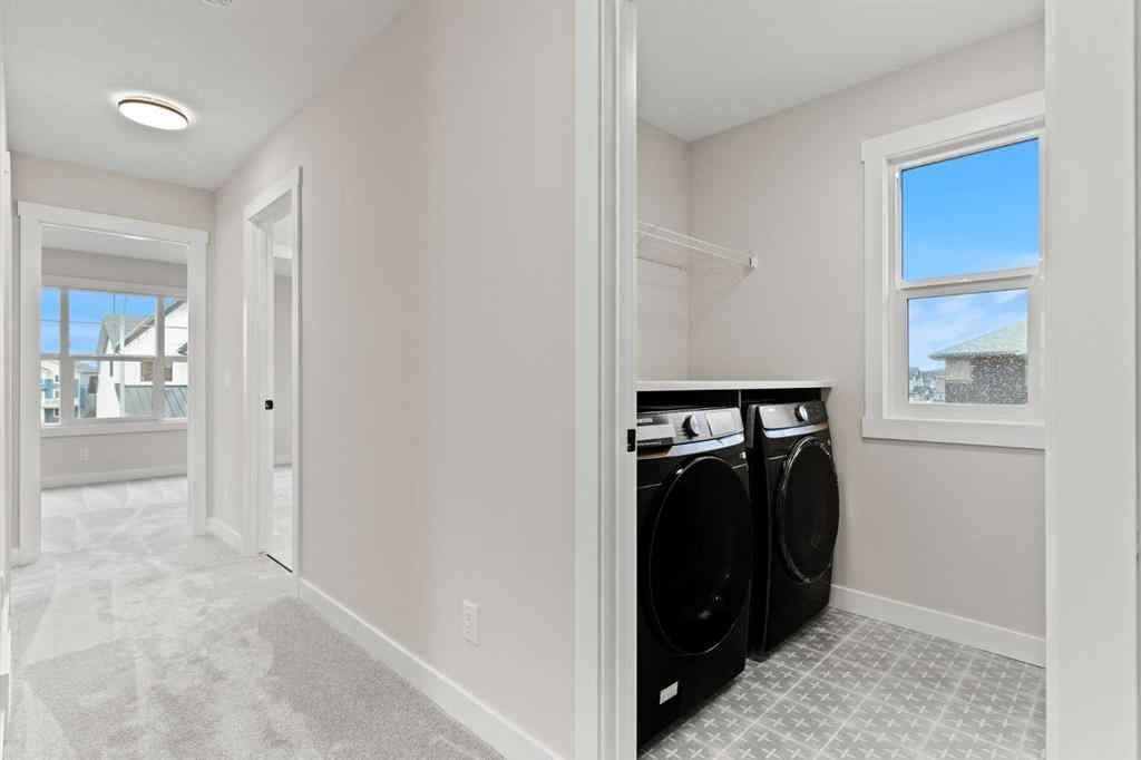 MLS® A2246091 - 354 Kinniburgh Loop  in Kinniburgh South Chestermere, Residential