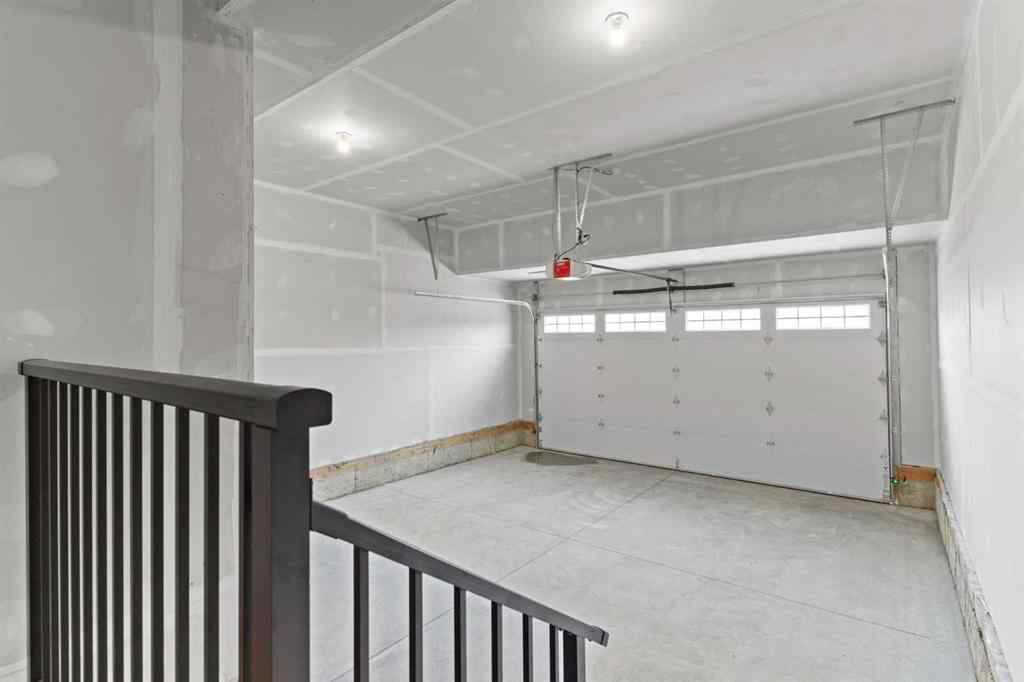 MLS® A2246091 - 354 Kinniburgh Loop  in Kinniburgh South Chestermere, Residential
