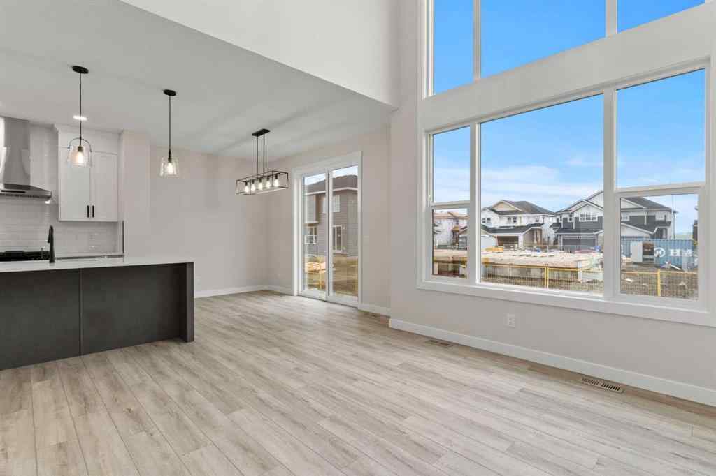 MLS® A2246091 - 354 Kinniburgh Loop  in Kinniburgh South Chestermere, Residential