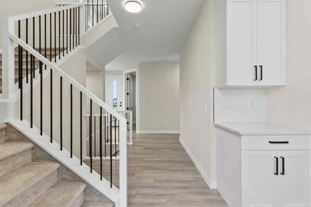 MLS® A2246091 - 354 Kinniburgh Loop  in Kinniburgh South Chestermere, Residential