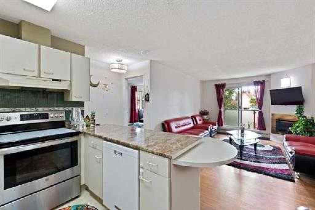 MLS® A2246096 - Unit #14 3014 Edenwold Heights NW in Edgemont Calgary, Residential