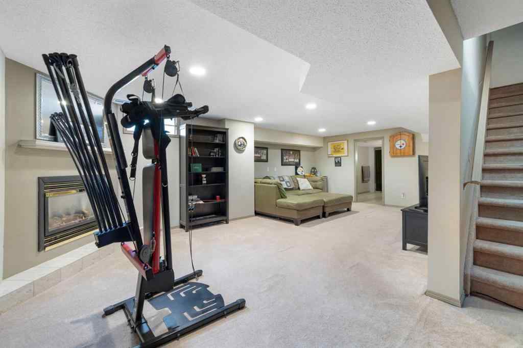 MLS® A2246103 - 156 Woodfield Road SW in Woodbine Calgary, Residential