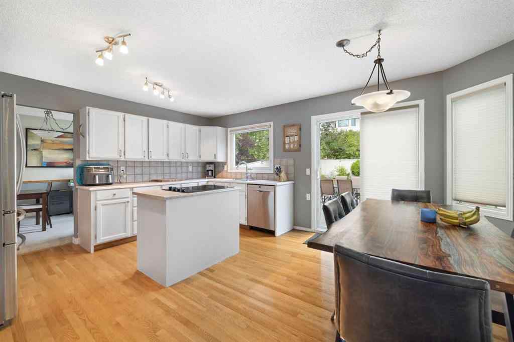 MLS® A2246103 - 156 Woodfield Road SW in Woodbine Calgary, Residential