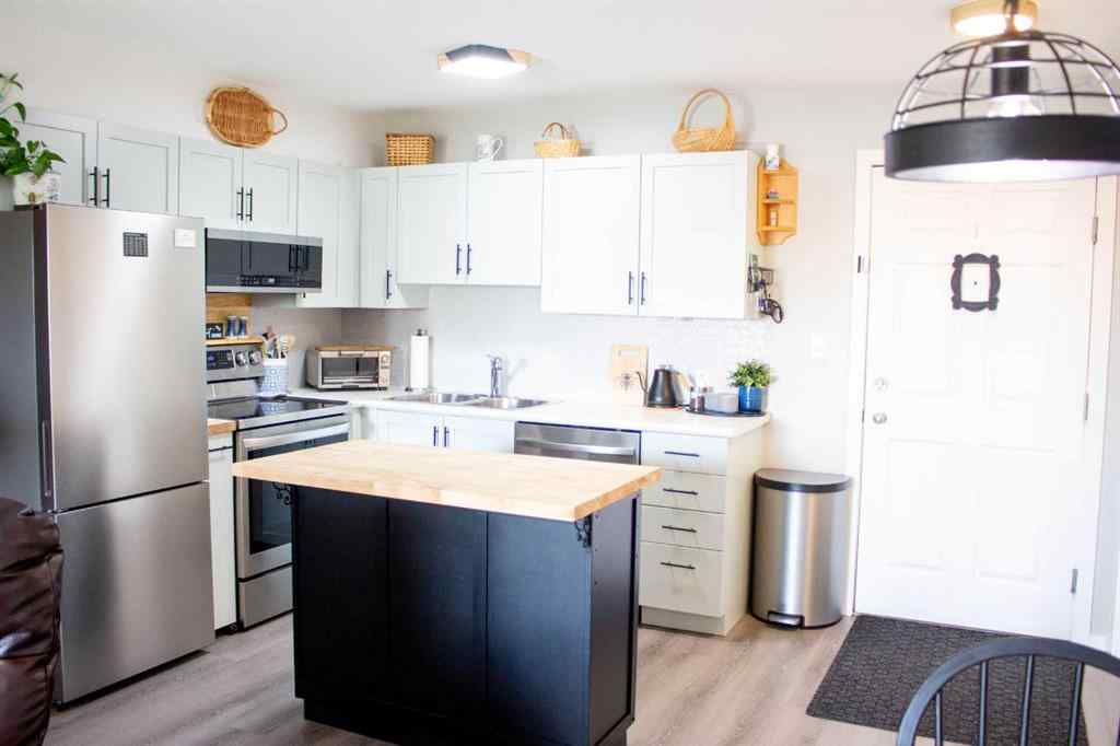 MLS® A2246104 - Unit #209 11230 104 Avenue  in Gateway Grande Prairie, Residential