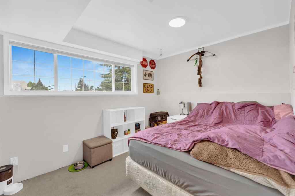 MLS® A2246111 - 2029 Minto Street  in Penhold Estates Penhold, Residential