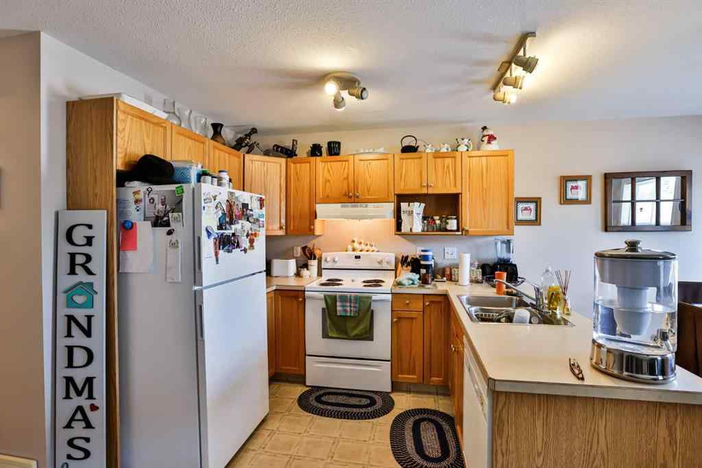 MLS® A2246112 - Unit #26 720 Heritage Boulevard W in Heritage Heights Lethbridge, Residential